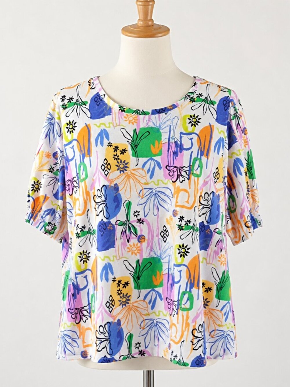 Chico's Pima Cotton Women Top/Shirt Size XL White/Floral Abstract Art Tee